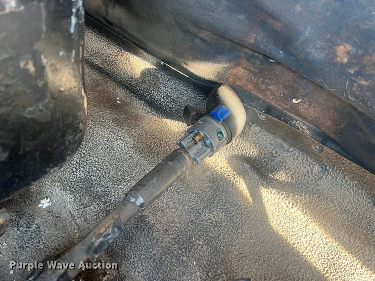 image for item LI9637 1990 Ford FT900  dump truck