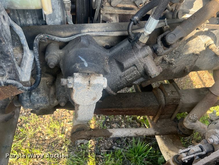 image for item LI9637 1990 Ford FT900  dump truck