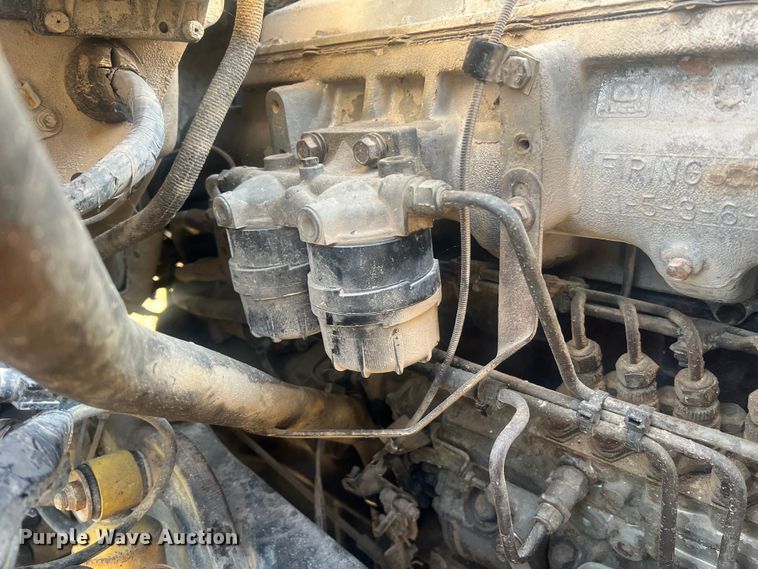 image for item LI9637 1990 Ford FT900  dump truck