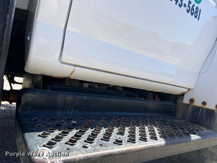 image for item LI9657 2005 GMC C4500  dump truck