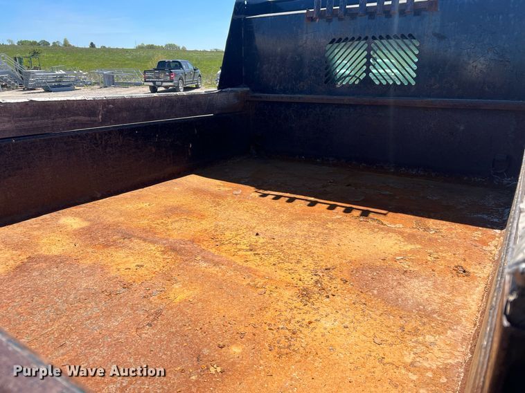 image for item LI9657 2005 GMC C4500  dump truck