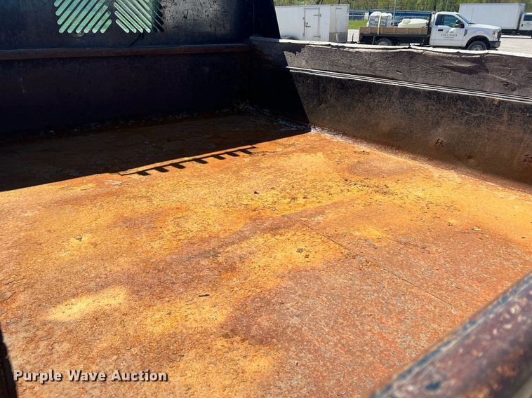 image for item LI9657 2005 GMC C4500  dump truck