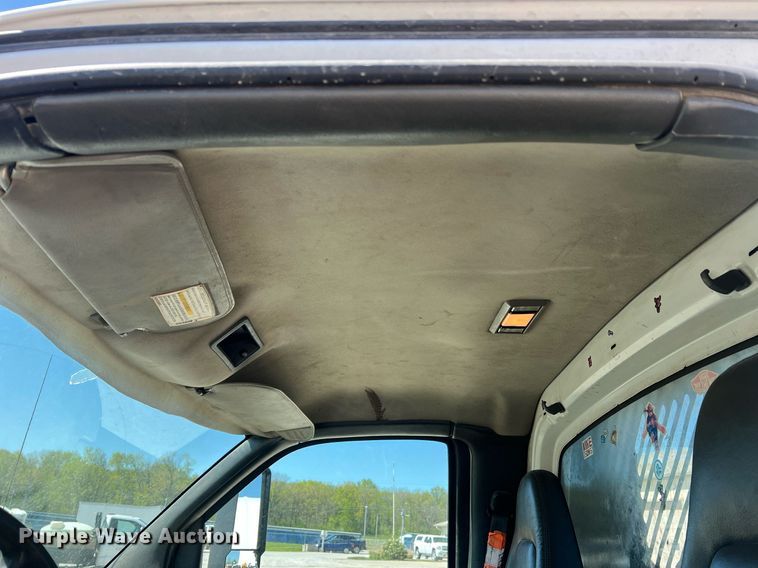 image for item LI9657 2005 GMC C4500  dump truck