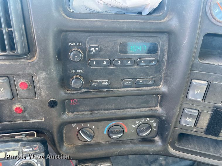 image for item LI9657 2005 GMC C4500  dump truck