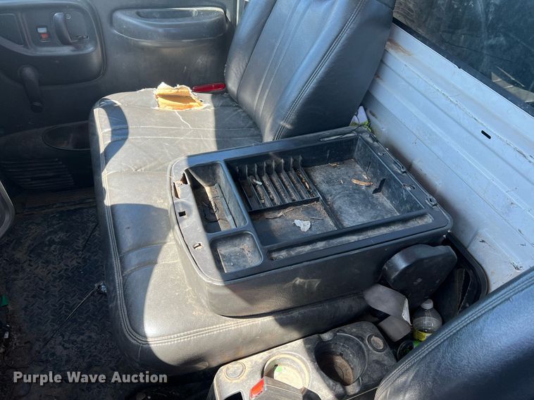 image for item LI9657 2005 GMC C4500  dump truck