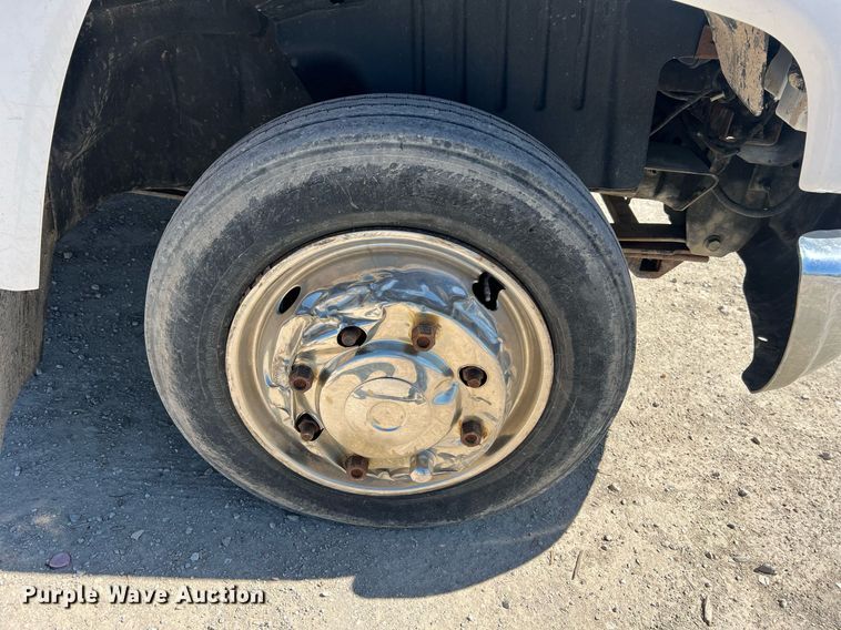 image for item LI9657 2005 GMC C4500  dump truck