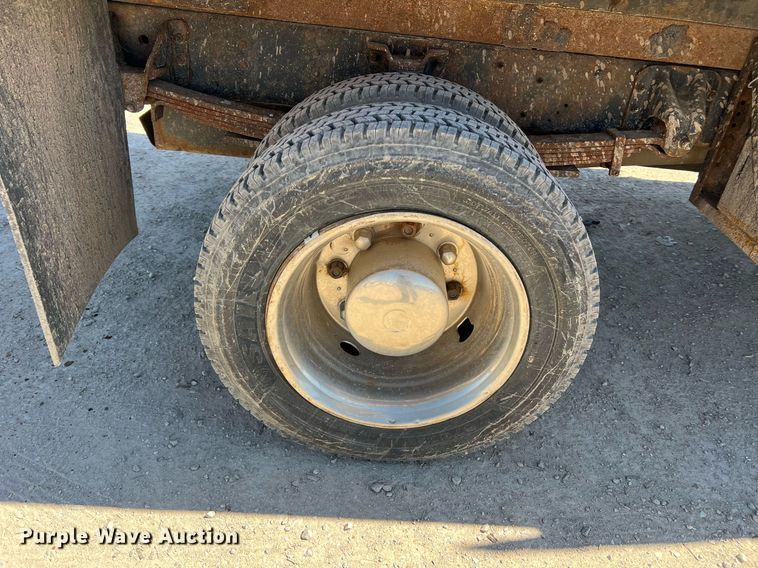 image for item LI9657 2005 GMC C4500  dump truck