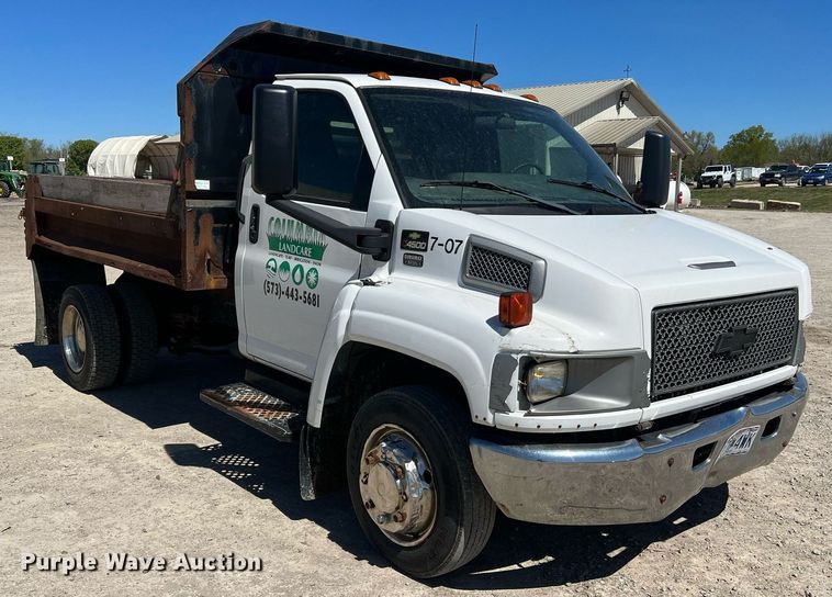 image for item LI9658 2007 Chevrolet C4500  dump truck