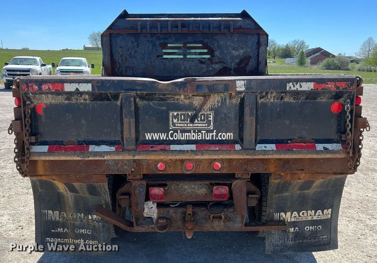 image for item LI9658 2007 Chevrolet C4500  dump truck