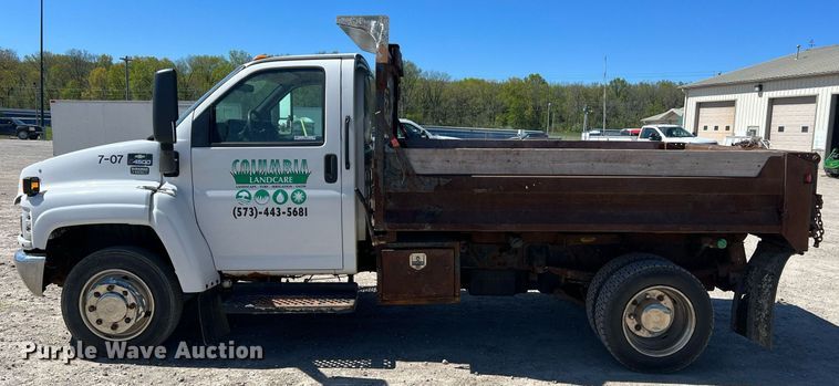 image for item LI9658 2007 Chevrolet C4500  dump truck