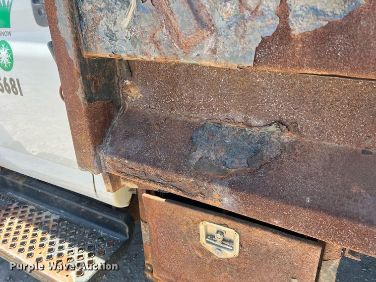 image for item LI9658 2007 Chevrolet C4500  dump truck