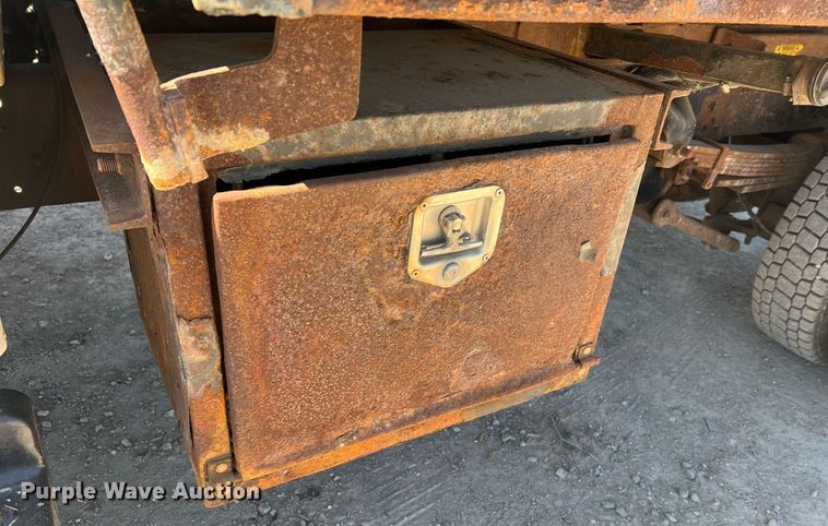 image for item LI9658 2007 Chevrolet C4500  dump truck