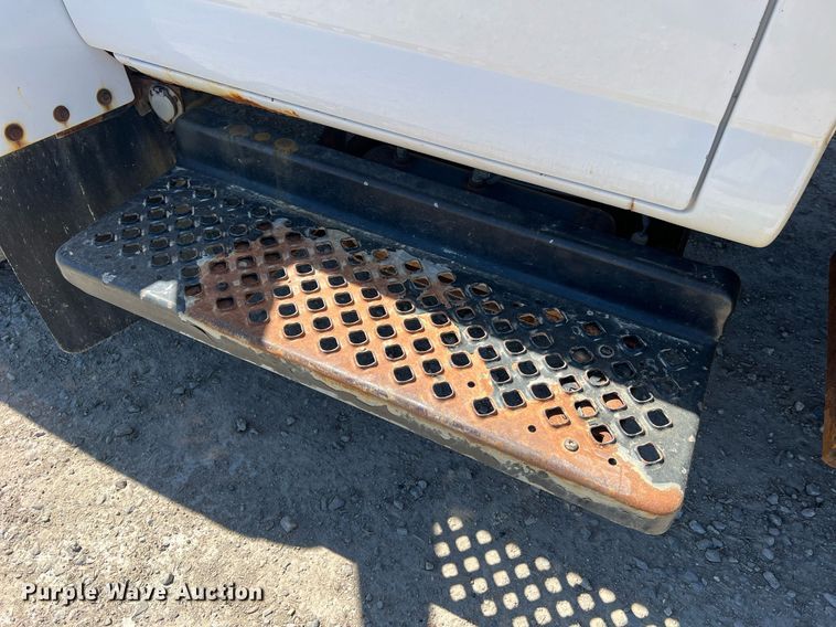 image for item LI9658 2007 Chevrolet C4500  dump truck