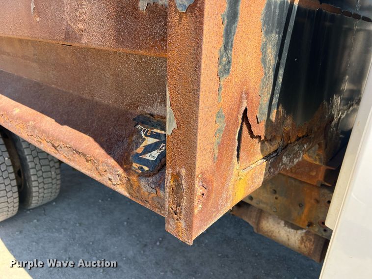 image for item LI9658 2007 Chevrolet C4500  dump truck