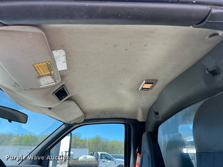 image for item LI9658 2007 Chevrolet C4500  dump truck