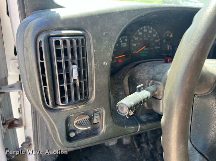 image for item LI9658 2007 Chevrolet C4500  dump truck