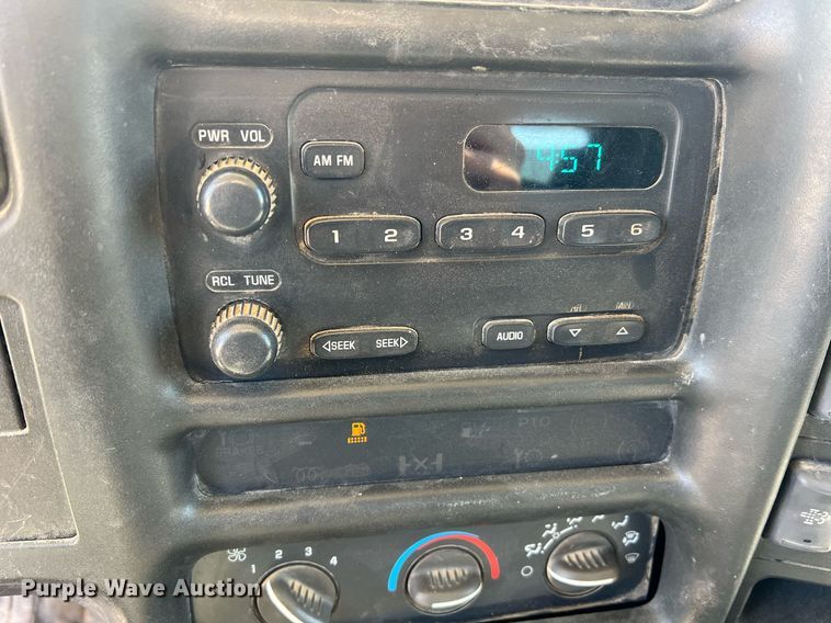 image for item LI9658 2007 Chevrolet C4500  dump truck