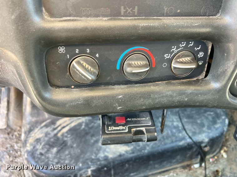 image for item LI9658 2007 Chevrolet C4500  dump truck