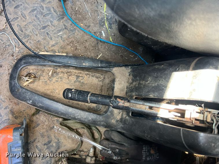 image for item LI9658 2007 Chevrolet C4500  dump truck