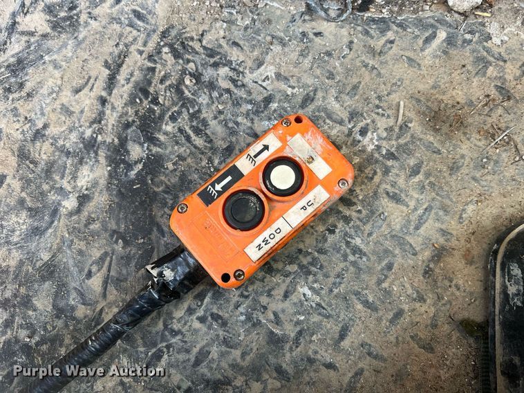 image for item LI9658 2007 Chevrolet C4500  dump truck