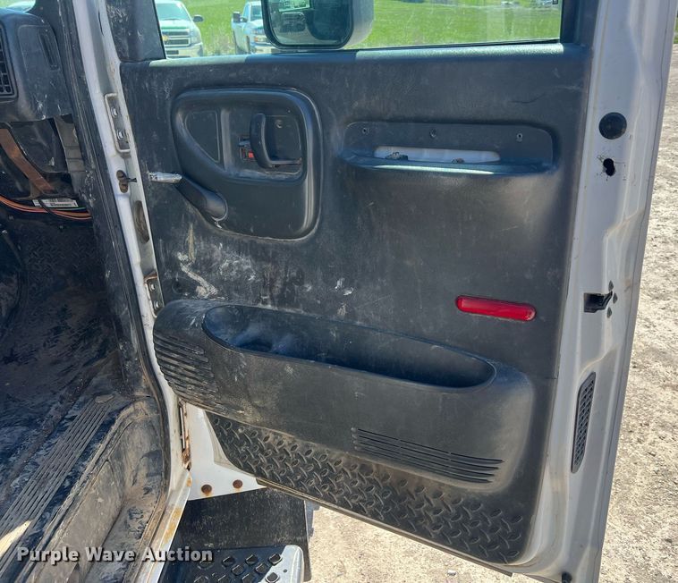 image for item LI9658 2007 Chevrolet C4500  dump truck