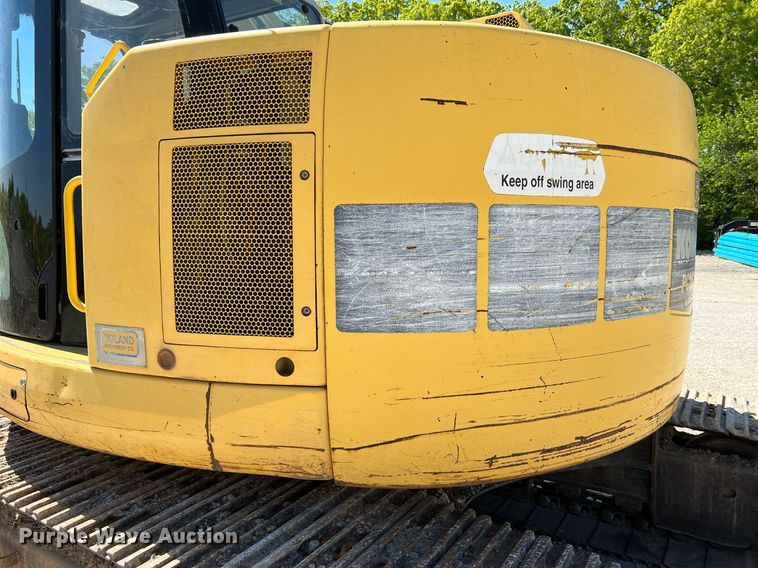 image for item LI9670 2000 Komatsu PC228USLC-2  excavator