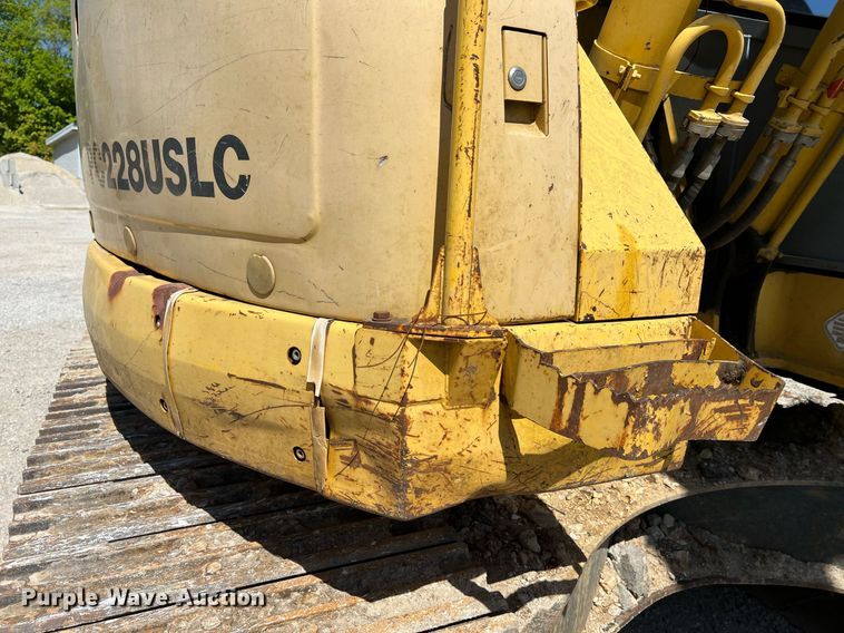 image for item LI9670 2000 Komatsu PC228USLC-2  excavator