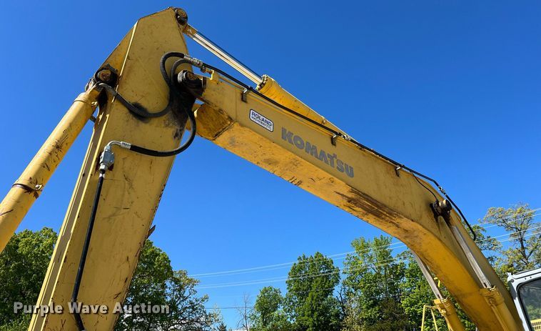 image for item LI9670 2000 Komatsu PC228USLC-2  excavator