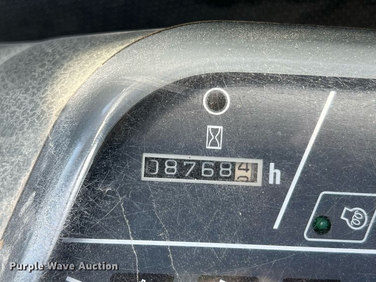 image for item LI9670 2000 Komatsu PC228USLC-2  excavator