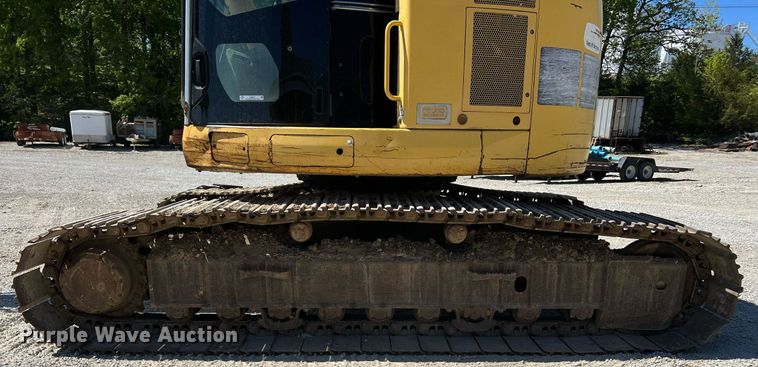 image for item LI9670 2000 Komatsu PC228USLC-2  excavator