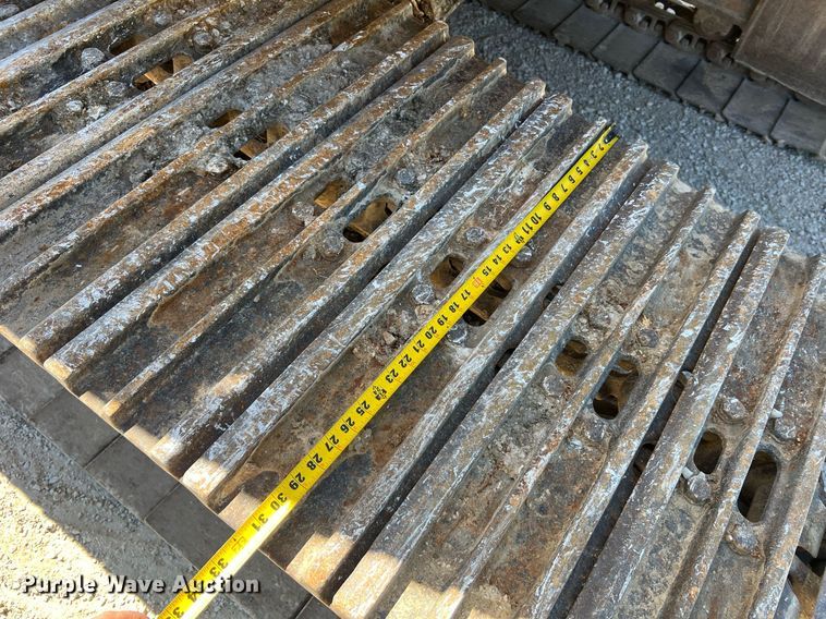 image for item LI9670 2000 Komatsu PC228USLC-2  excavator