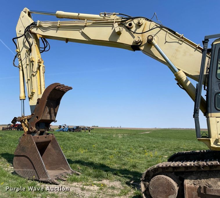 image for item LJ9622 Komatsu PC450-6  excavator
