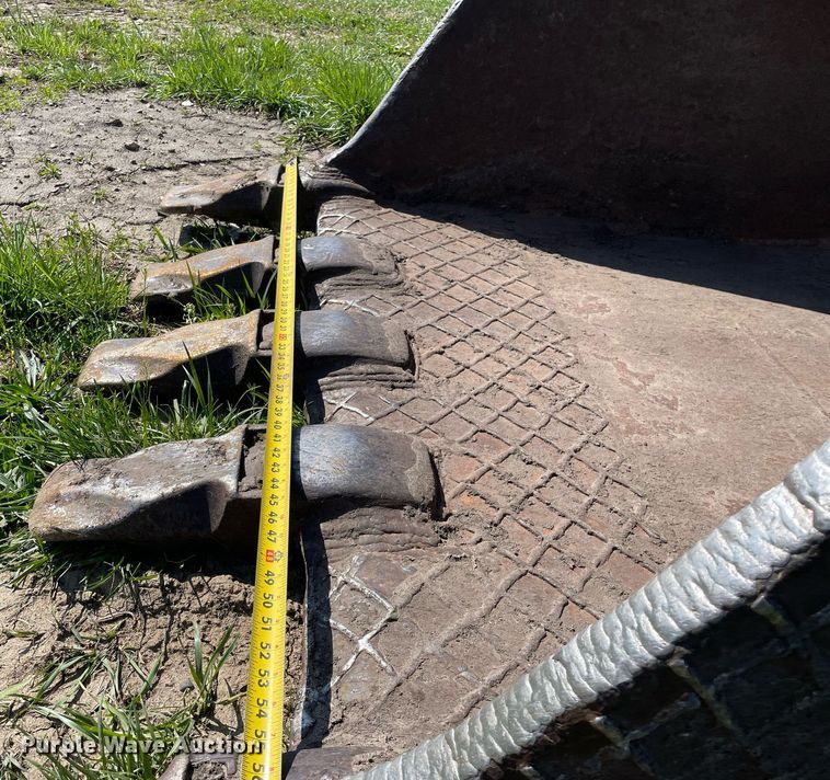 image for item LJ9622 Komatsu PC450-6  excavator