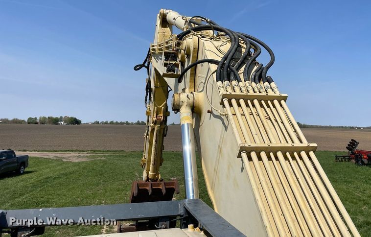 image for item LJ9622 Komatsu PC450-6  excavator