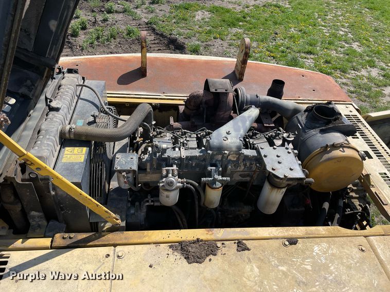 image for item LJ9622 Komatsu PC450-6  excavator