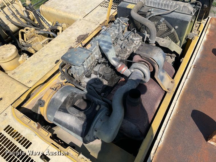 image for item LJ9622 Komatsu PC450-6  excavator