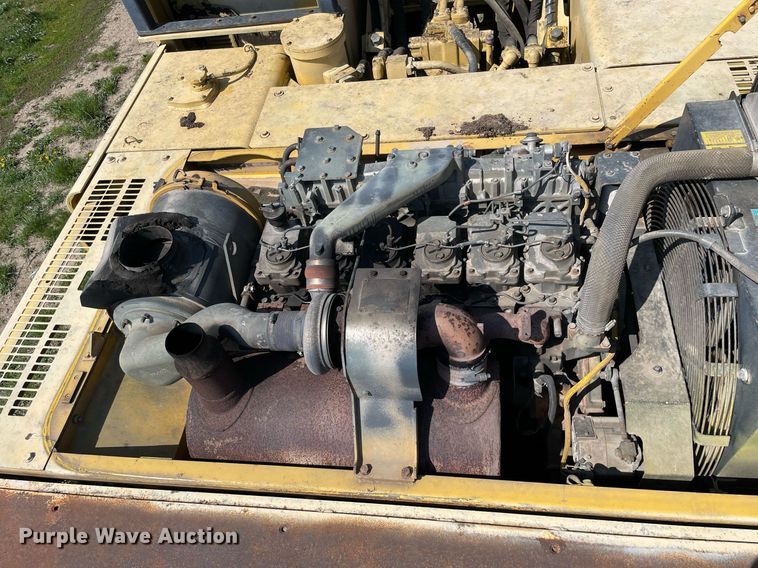 image for item LJ9622 Komatsu PC450-6  excavator