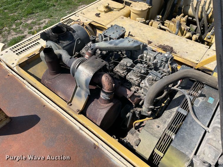 image for item LJ9622 Komatsu PC450-6  excavator