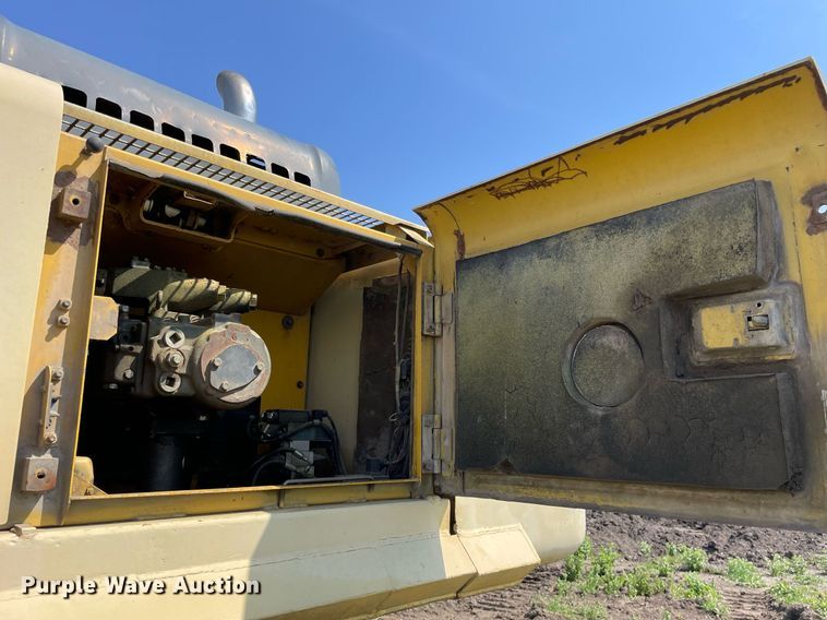 image for item LJ9622 Komatsu PC450-6  excavator