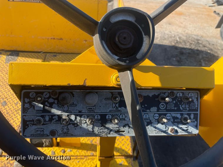 image for item LJ9624 1988 Blaw Knox PF-172  paver