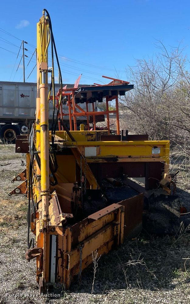 image for item LJ9625 Midland MA346  road widener