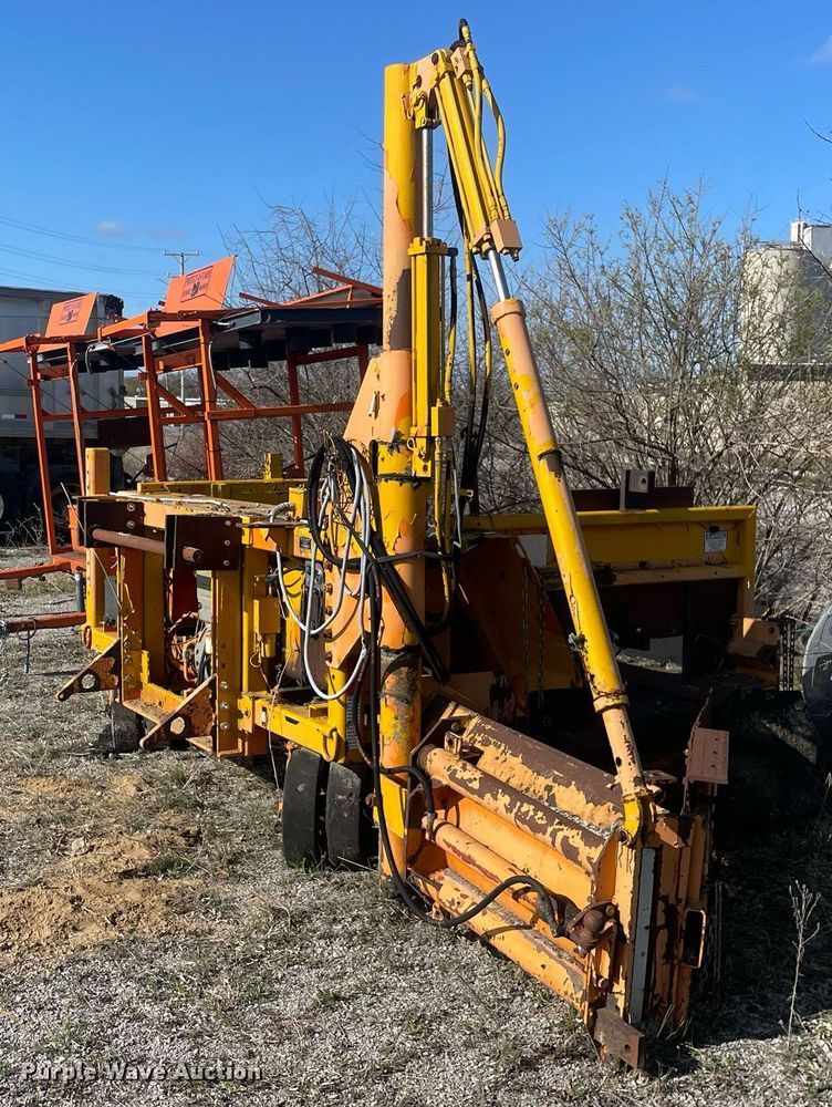 image for item LJ9625 Midland MA346  road widener