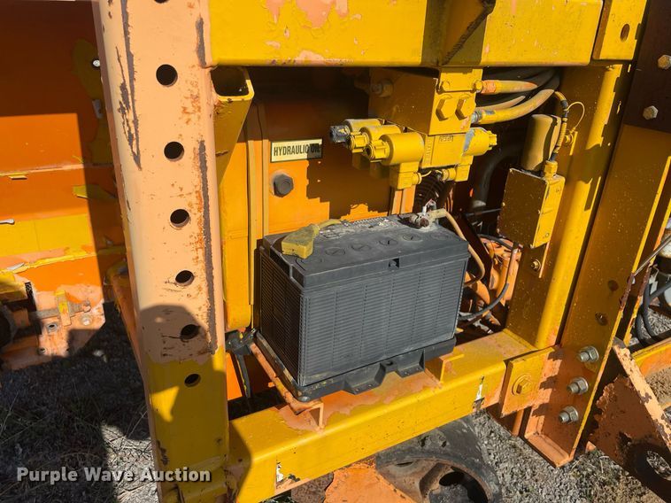 image for item LJ9625 Midland MA346  road widener