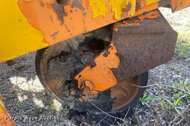 image for item LJ9625 Midland MA346  road widener