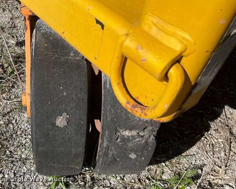 image for item LJ9625 Midland MA346  road widener