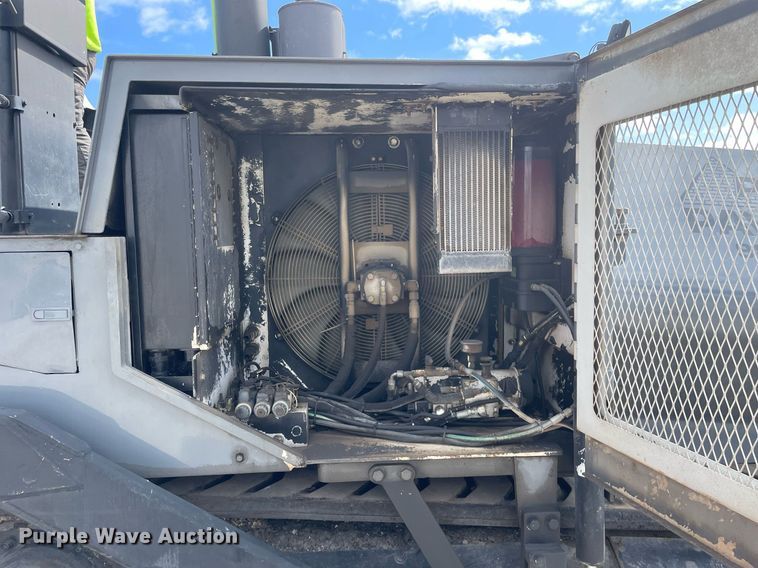 image for item LJ9628 2007 Roadtec RP195  paver