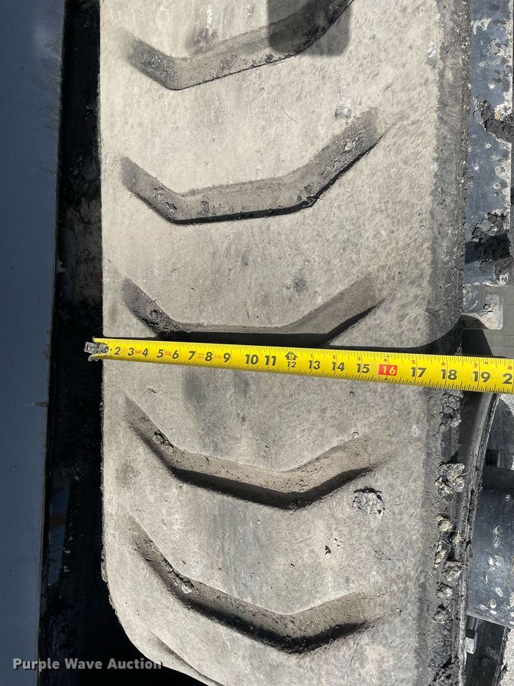 image for item LJ9628 2007 Roadtec RP195  paver