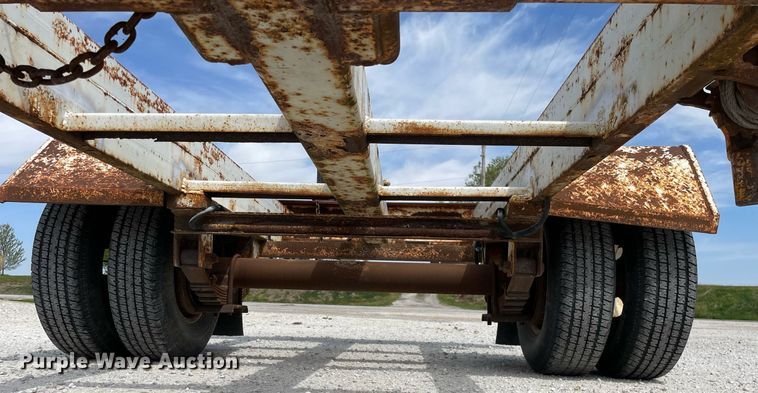 image for item LJ9634 2009 R&W  pole trailer