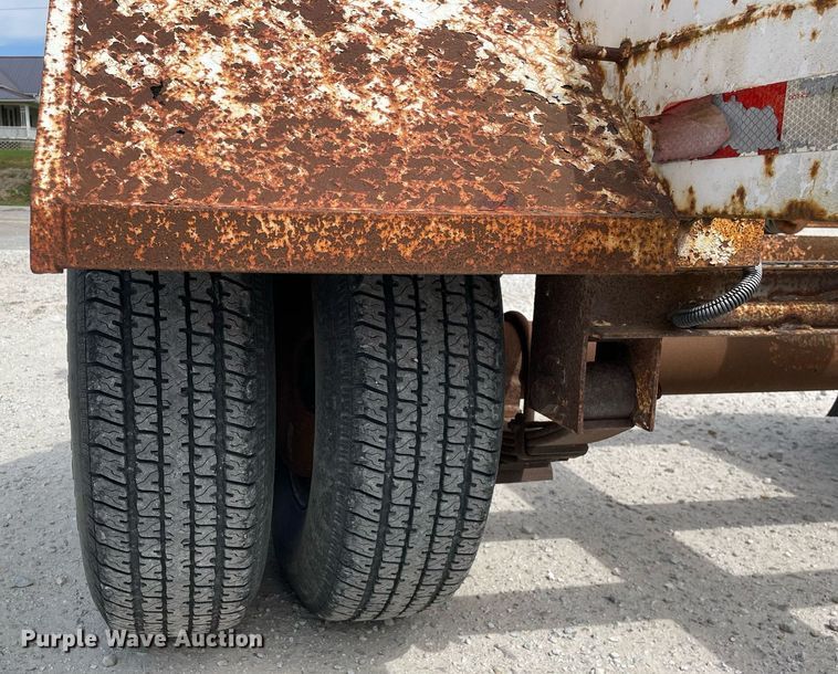 image for item LJ9634 2009 R&W  pole trailer