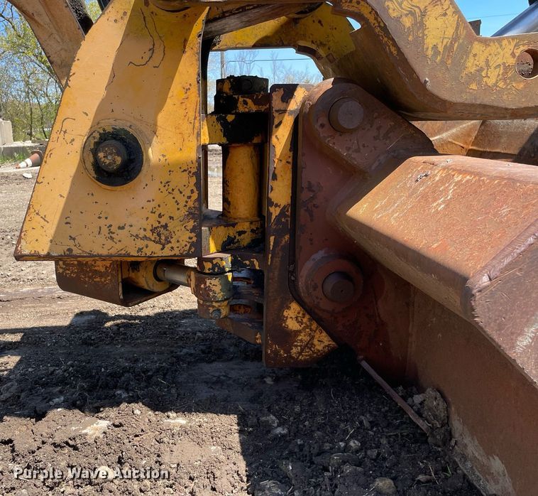 image for item LJ9642 1995 Badger 1085C  wheeled excavator